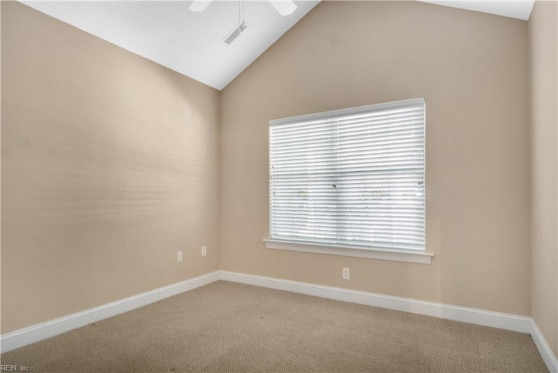 Photo 19 of 40 residential for sale in York County virginia