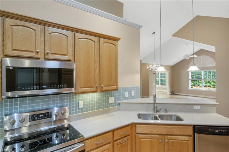 Photo 26 of 40 residential for sale in York County virginia