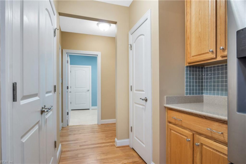 Photo 28 of 40 residential for sale in York County virginia