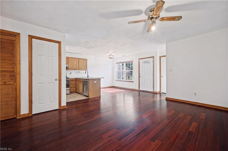 Photo 6 of 21 residential for sale in Chesapeake virginia Photo 6 of 21 residential for sale in Chesapeake virginia