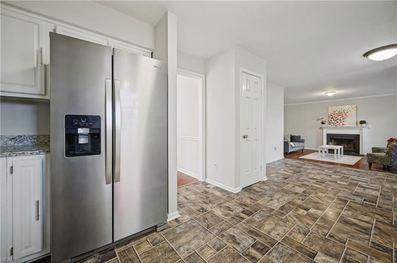 Photo 7 of 48 residential for sale in Newport News virginia