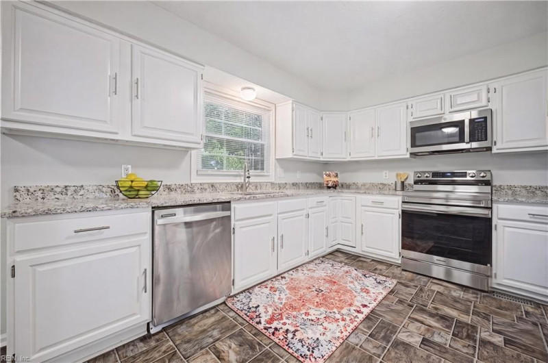 Photo 8 of 48 residential for sale in Newport News virginia