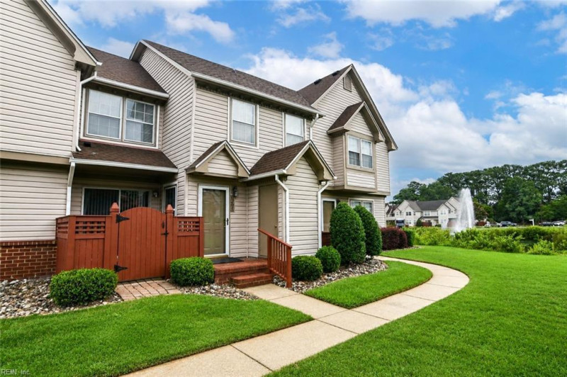 Photo 1 of 48 residential for sale in Portsmouth virginia