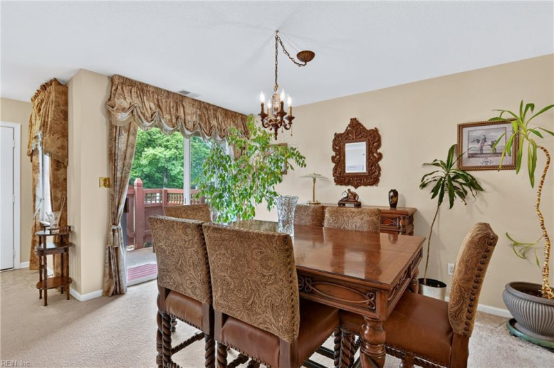 Photo 11 of 48 residential for sale in Portsmouth virginia
