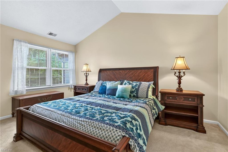 Photo 25 of 48 residential for sale in Portsmouth virginia