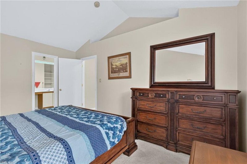 Photo 28 of 48 residential for sale in Portsmouth virginia