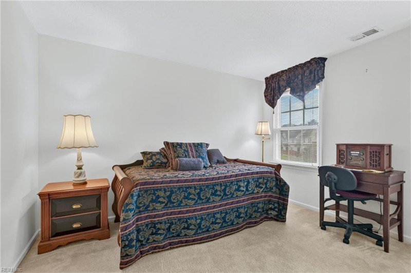 Photo 34 of 48 residential for sale in Portsmouth virginia