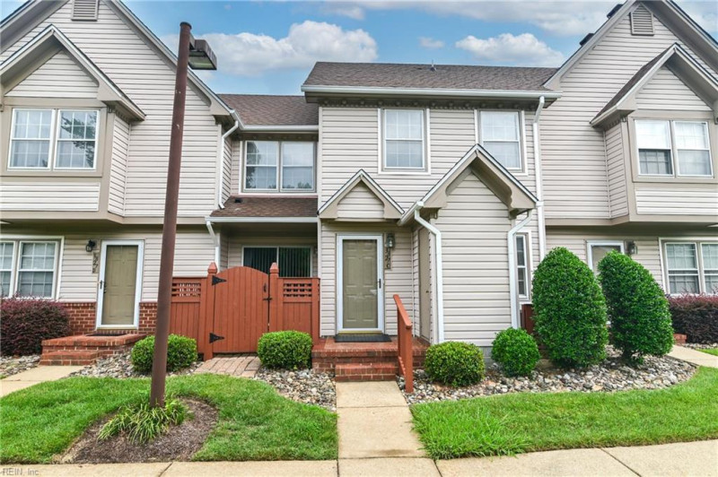 Photo 43 of 48 residential for sale in Portsmouth virginia