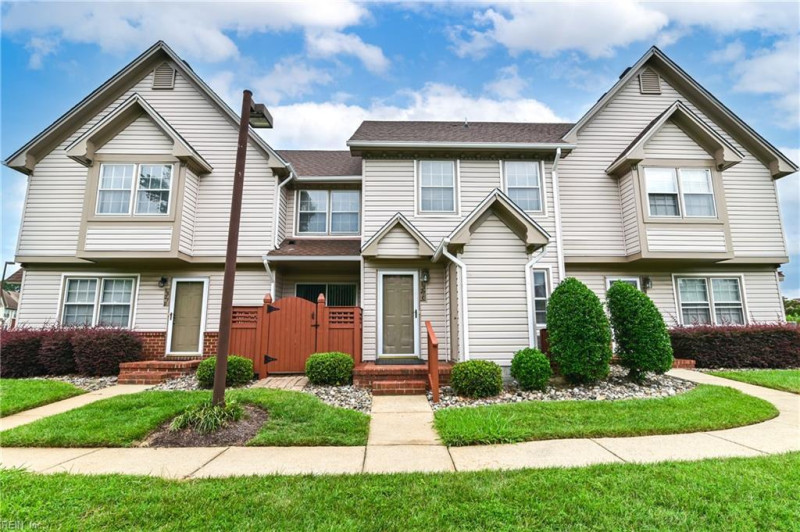 Photo 47 of 48 residential for sale in Portsmouth virginia