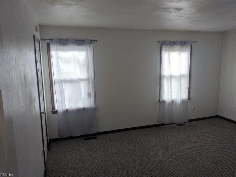 Photo 10 of 17 residential for sale in Portsmouth virginia Photo 10 of 17 residential for sale in Portsmouth virginia