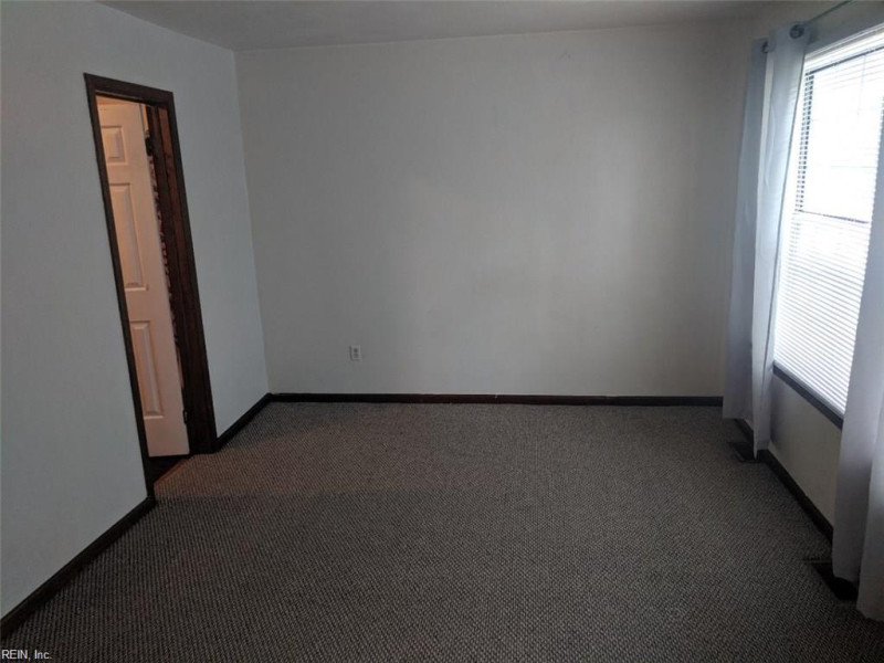 Photo 13 of 17 residential for sale in Portsmouth virginia Photo 13 of 17 residential for sale in Portsmouth virginia