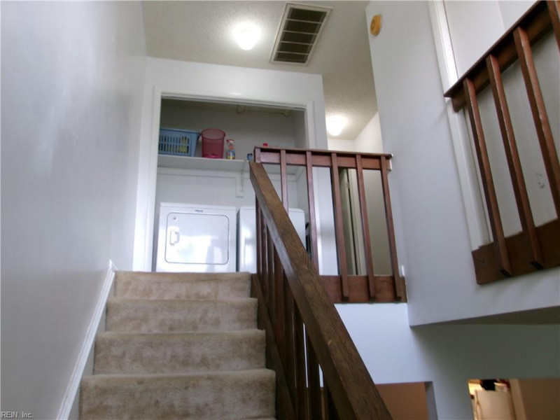 Photo 11 of 23 residential for sale in Virginia Beach virginia