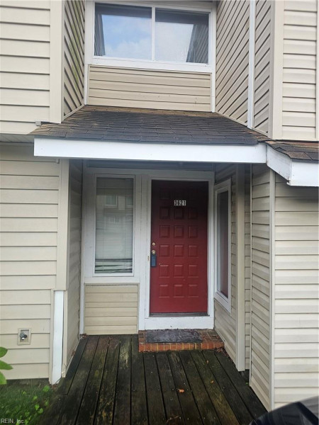 Photo 2 of 23 residential for sale in Virginia Beach virginia