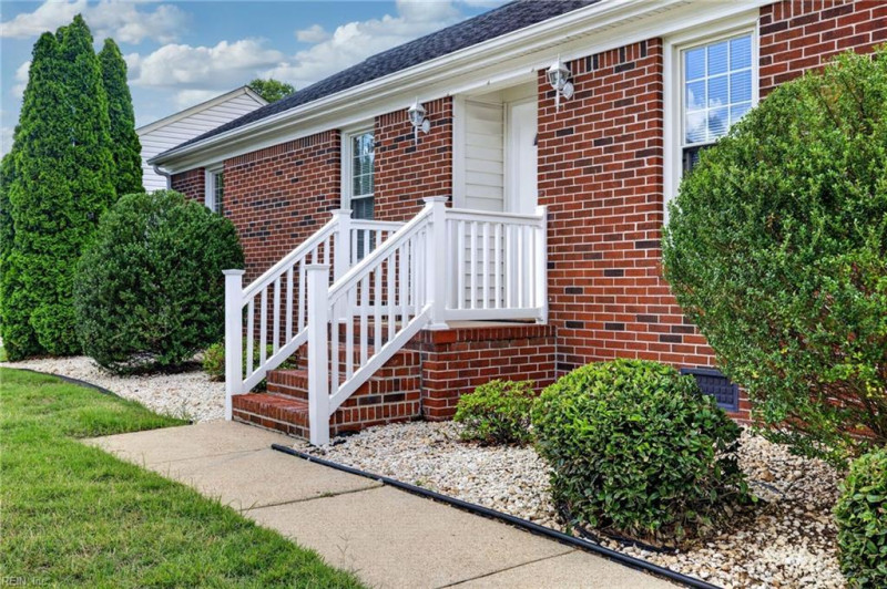 Photo 1 of 30 residential for sale in Chesapeake virginia
