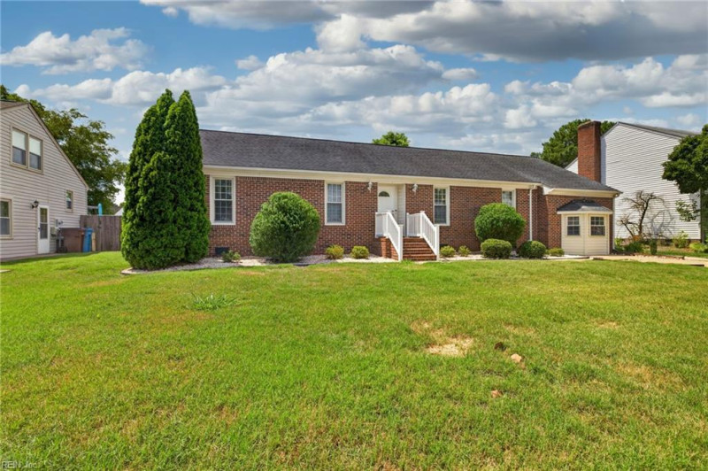 Photo 29 of 30 residential for sale in Chesapeake virginia