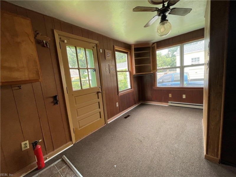 Photo 6 of 13 residential for sale in Newport News virginia