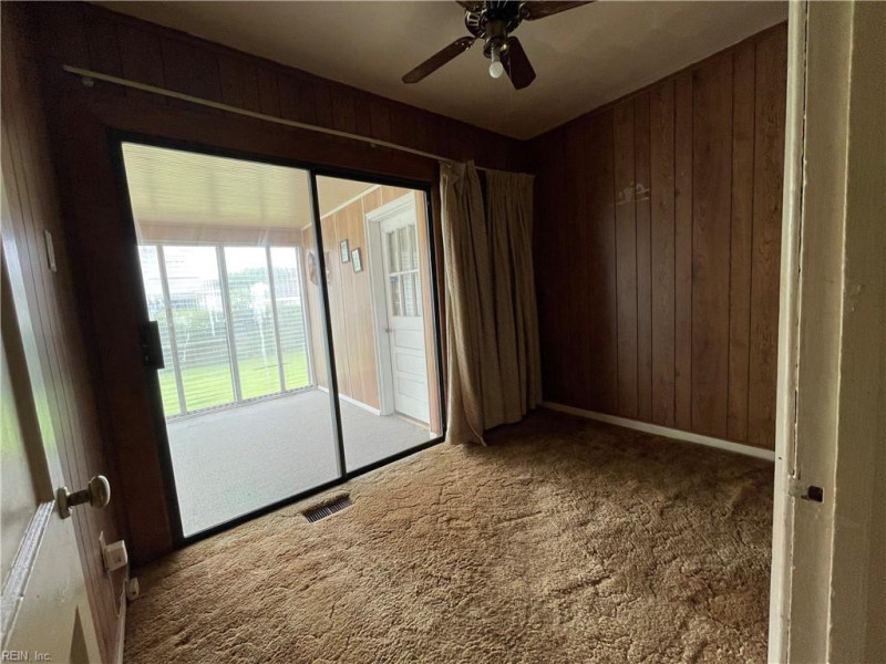 Photo 8 of 13 residential for sale in Newport News virginia