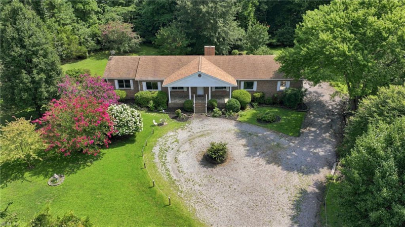 Photo 3 of 41 residential for sale in Hampton virginia