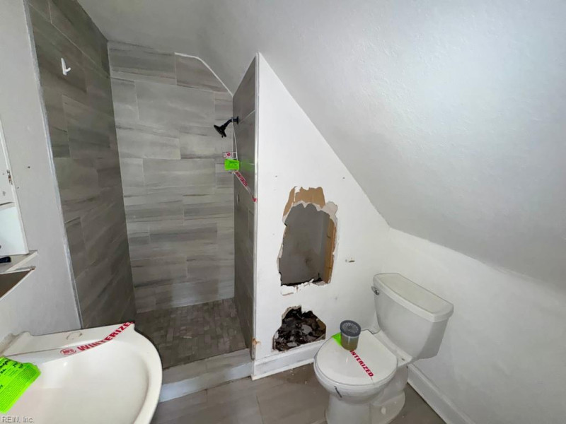 Photo 13 of 13 residential for sale in Portsmouth virginia