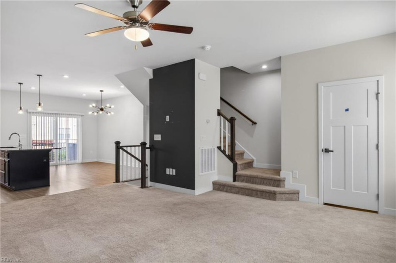 Photo 17 of 33 residential for sale in Norfolk virginia