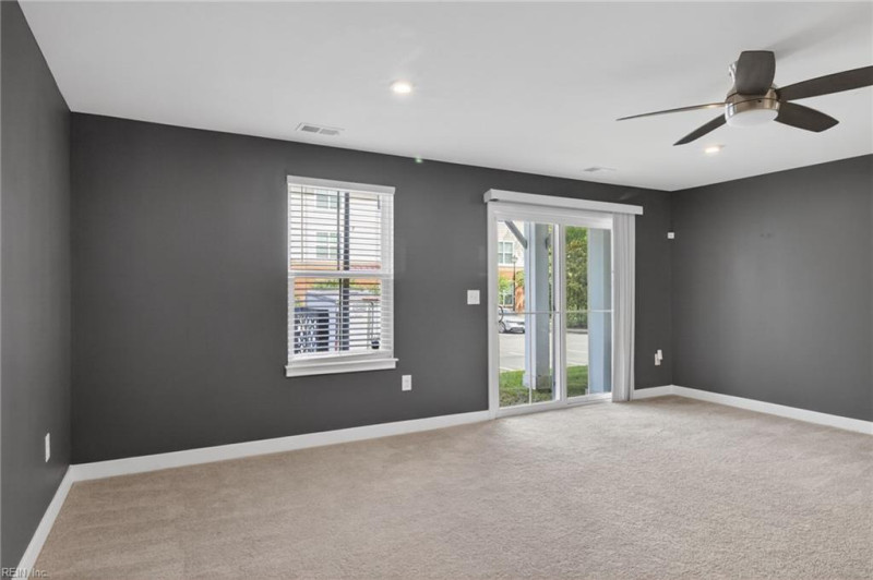 Photo 5 of 33 residential for sale in Norfolk virginia