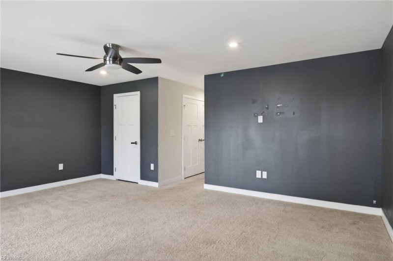 Photo 6 of 33 residential for sale in Norfolk virginia