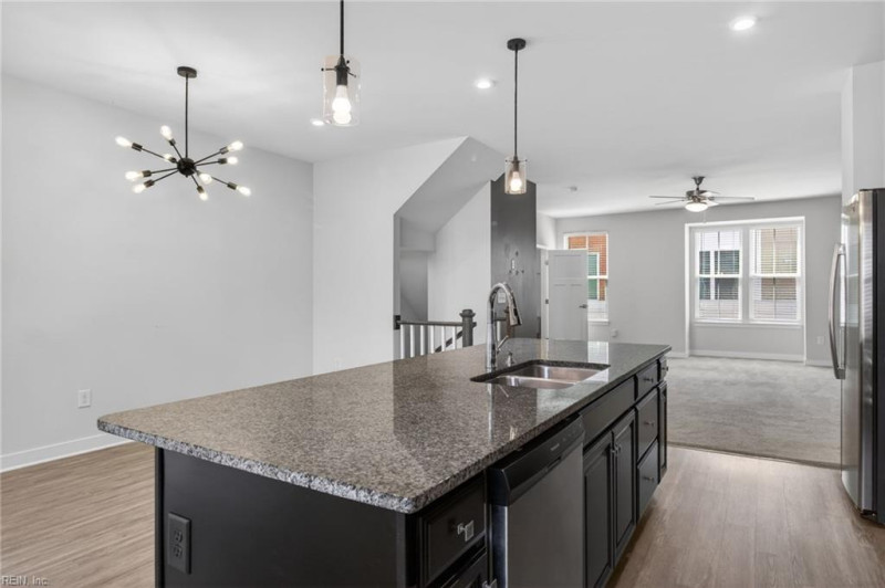Photo 9 of 33 residential for sale in Norfolk virginia