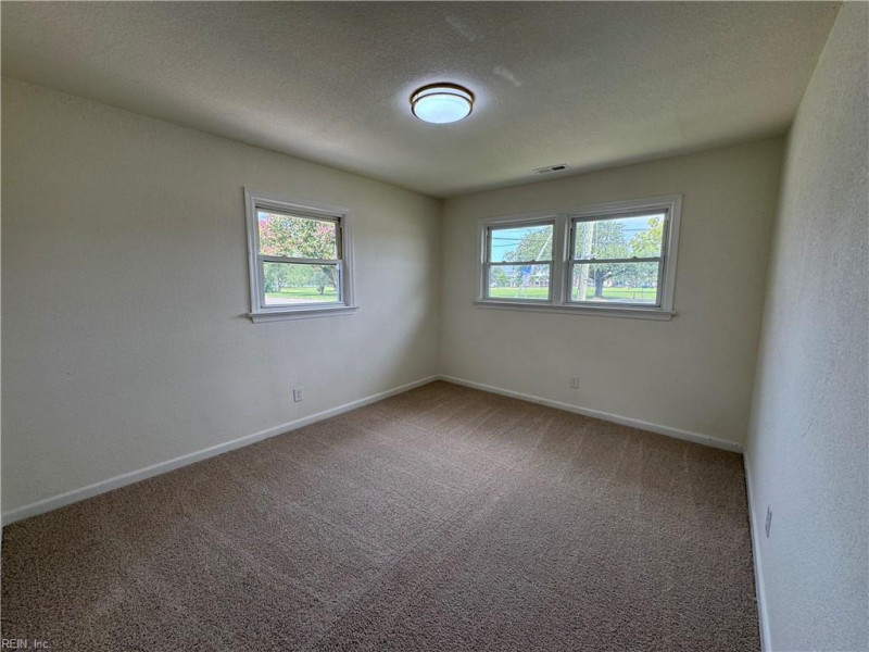 Photo 12 of 21 residential for sale in Norfolk virginia