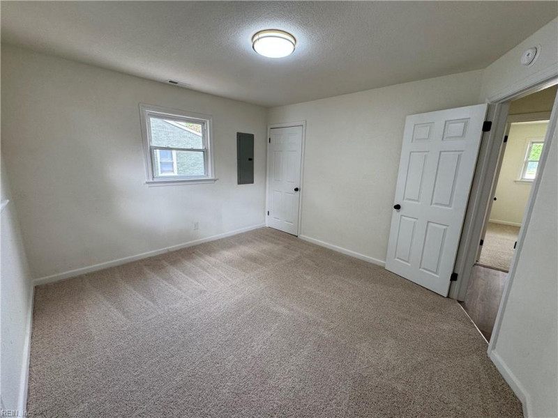 Photo 15 of 21 residential for sale in Norfolk virginia