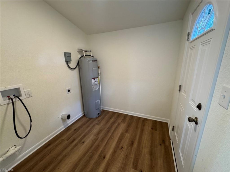 Photo 18 of 21 residential for sale in Norfolk virginia