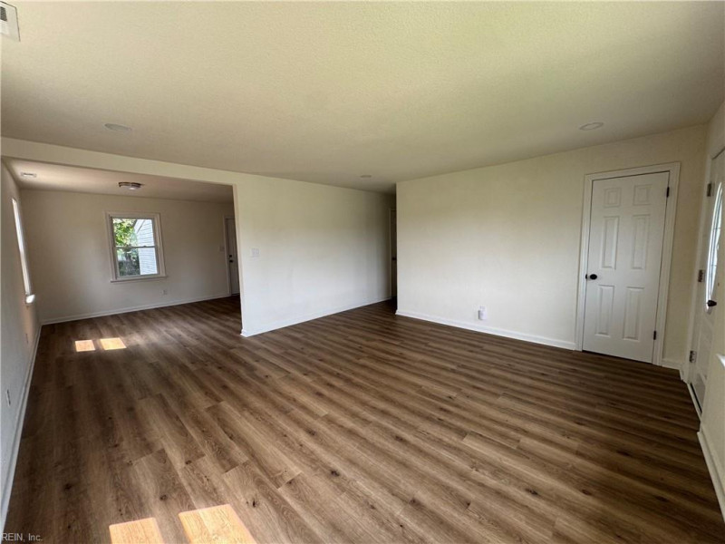 Photo 5 of 21 residential for sale in Norfolk virginia