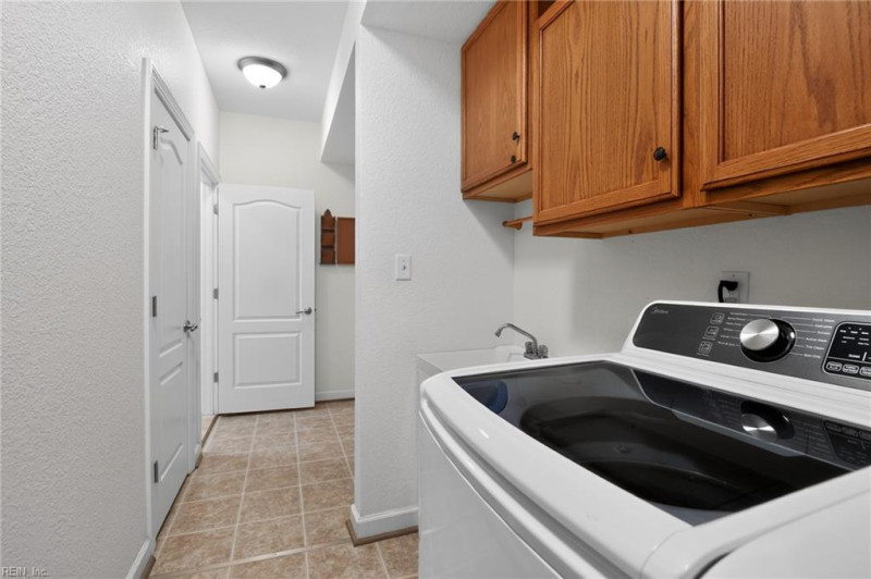 Photo 32 of 42 residential for sale in Suffolk virginia