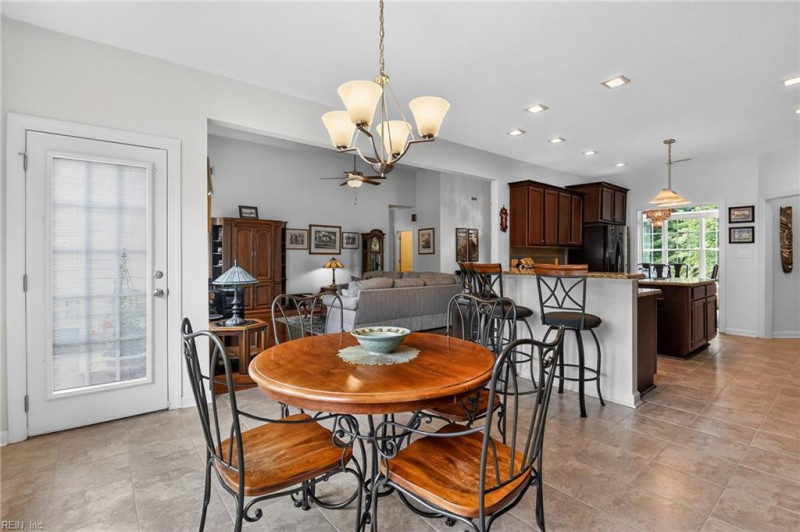 Photo 34 of 42 residential for sale in Suffolk virginia