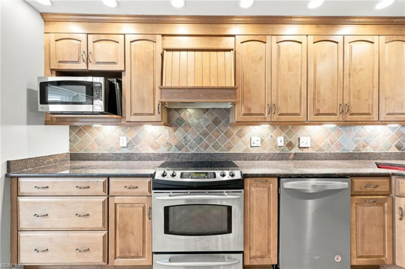 Photo 15 of 50 residential for sale in Virginia Beach virginia