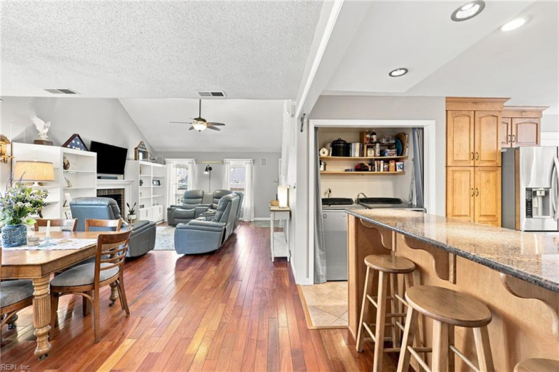 Photo 22 of 50 residential for sale in Virginia Beach virginia