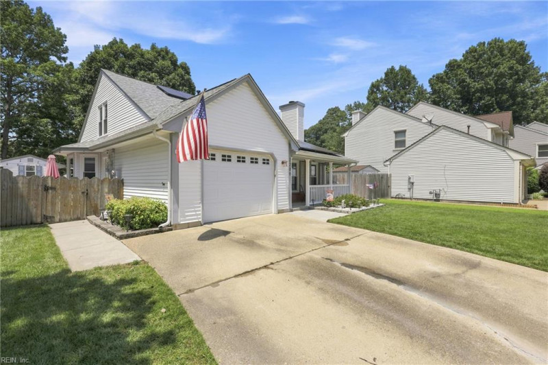 Photo 3 of 50 residential for sale in Virginia Beach virginia