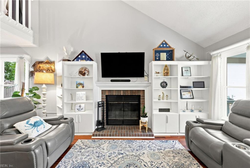 Photo 9 of 50 residential for sale in Virginia Beach virginia