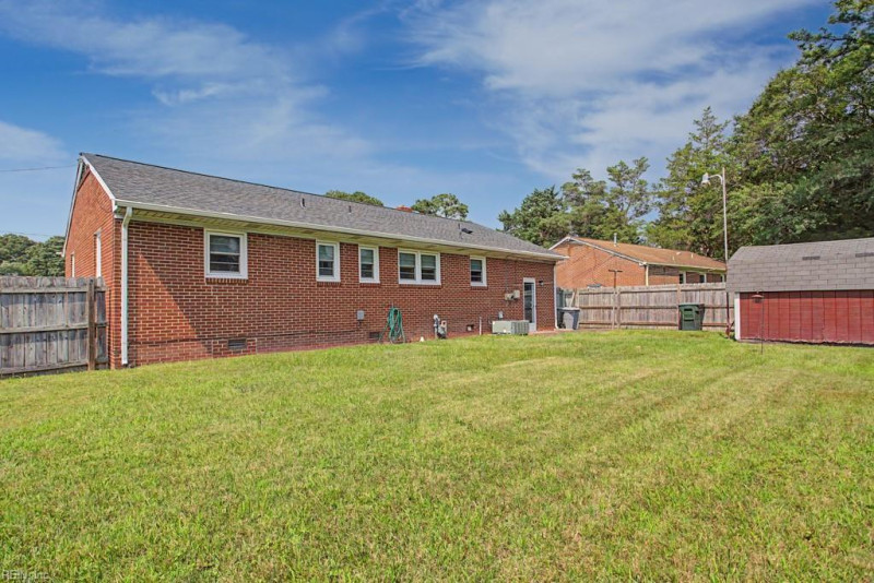 Photo 3 of 25 residential for sale in Hampton virginia