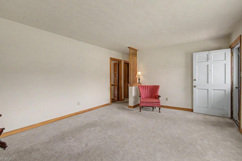 Photo 6 of 25 residential for sale in Hampton virginia