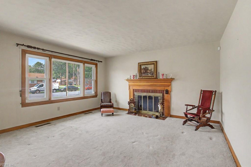 Photo 8 of 25 residential for sale in Hampton virginia