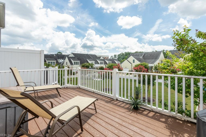 Photo 19 of 41 residential for sale in York County virginia