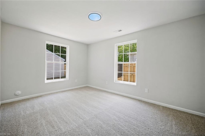 Photo 16 of 36 residential for sale in Hampton virginia