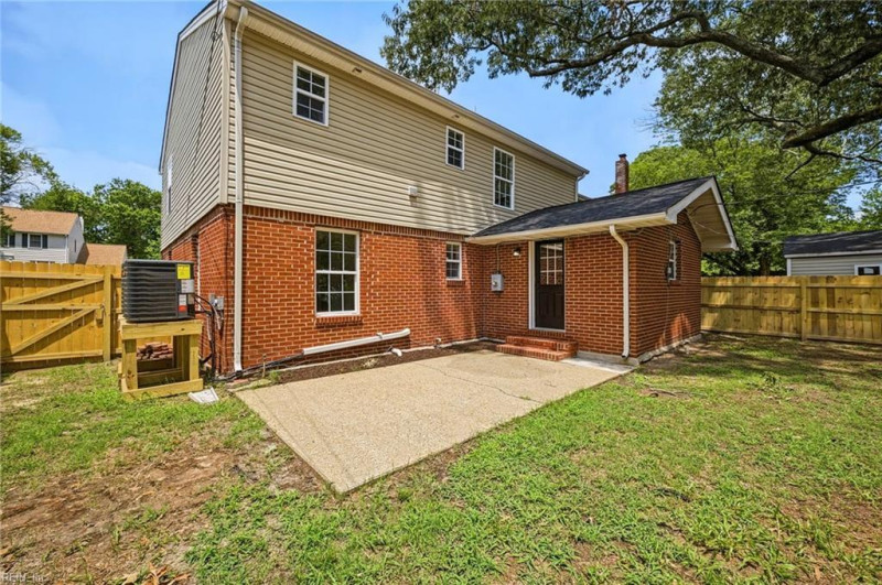 Photo 32 of 36 residential for sale in Hampton virginia