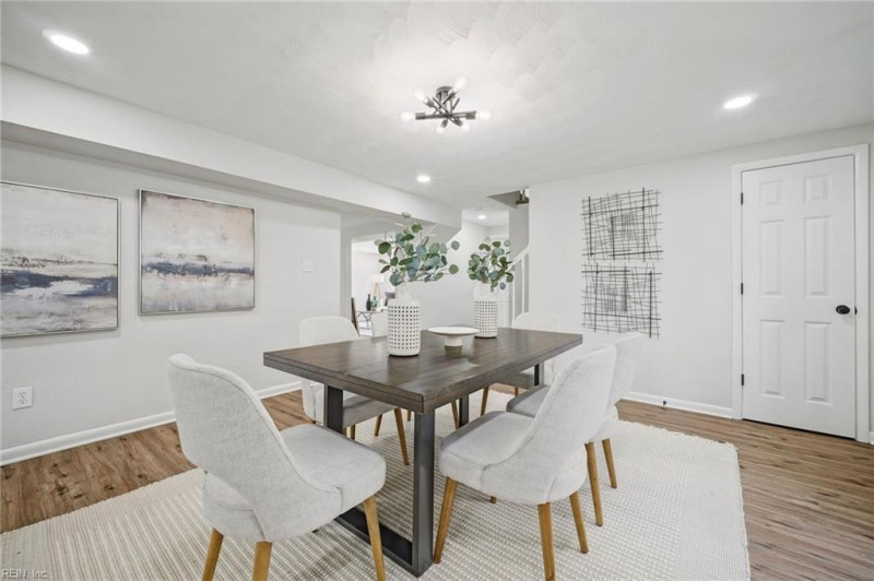 Photo 9 of 36 residential for sale in Hampton virginia