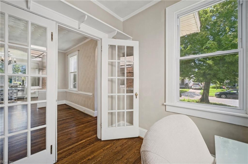 Photo 23 of 49 residential for sale in Portsmouth virginia