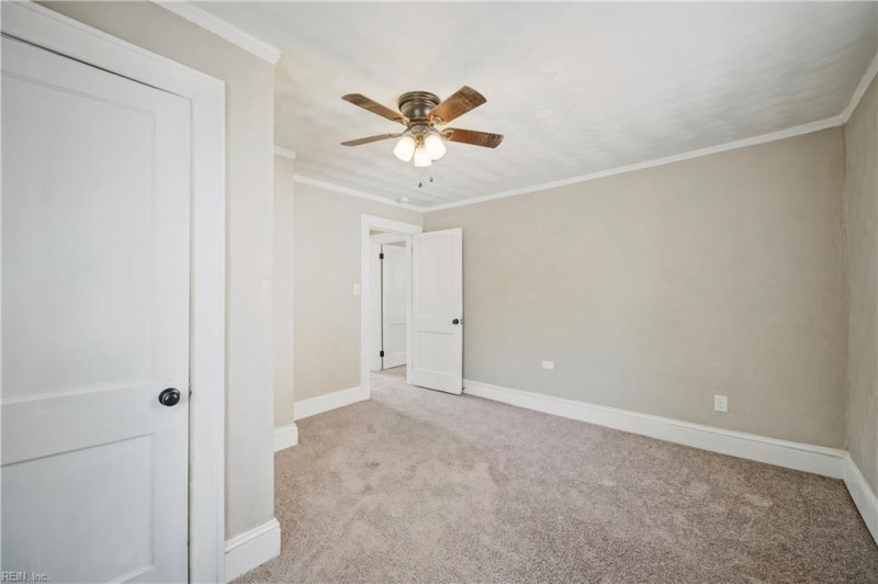 Photo 26 of 49 residential for sale in Portsmouth virginia
