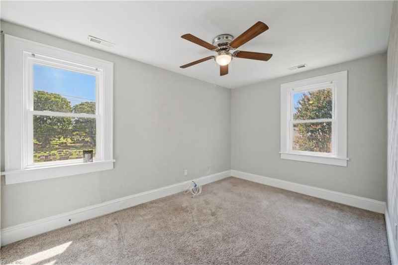 Photo 27 of 49 residential for sale in Portsmouth virginia