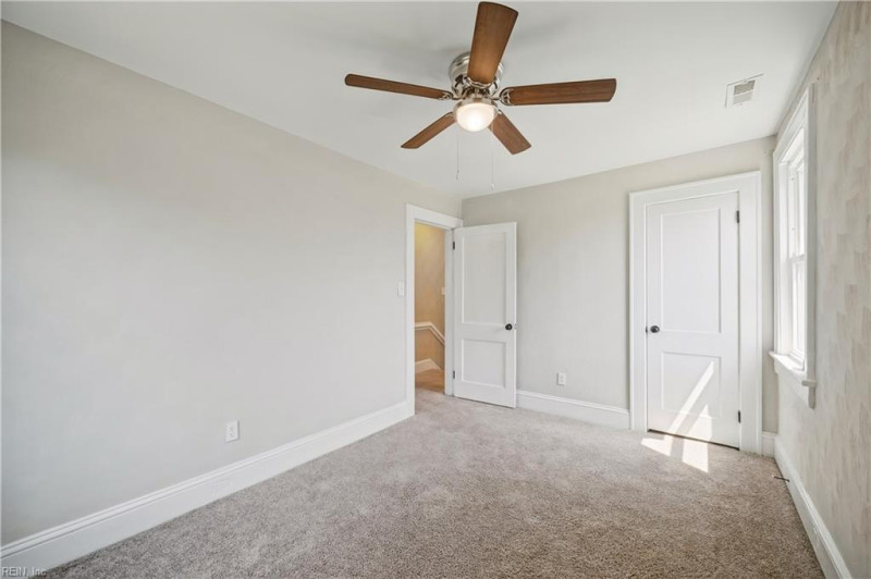 Photo 28 of 49 residential for sale in Portsmouth virginia