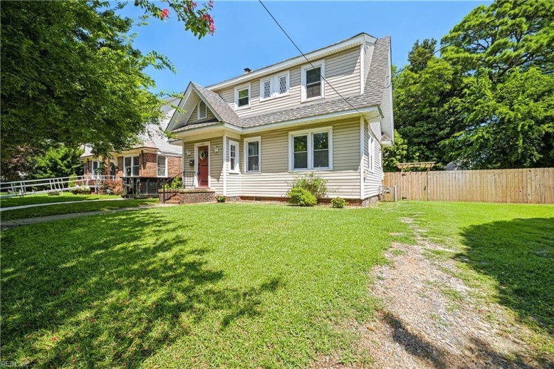 Photo 5 of 49 residential for sale in Portsmouth virginia