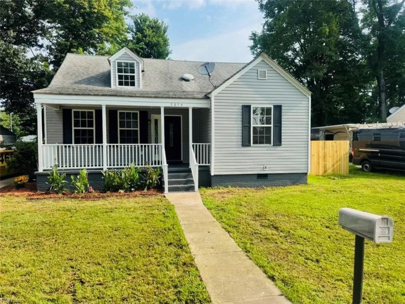 Photo 1 of 16 residential for sale in Chesapeake virginia